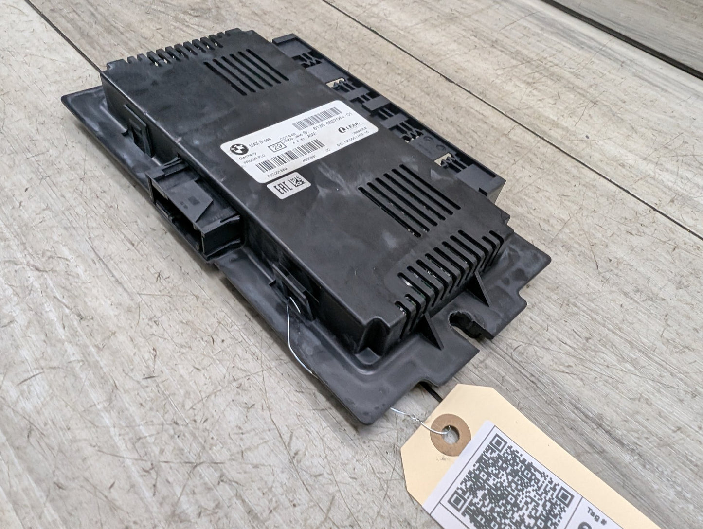 07-13 OEM BMW E84 E89 E90 E92 E93 X1 AHL FRM 3R Footwell Light Control Module