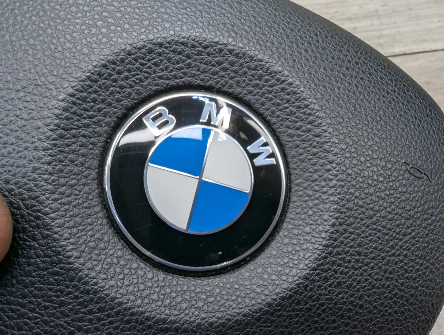 OEM BMW E82 E84 E88 E90 E92 E93 Front Driver SPORT Steering Wheel Airbag Air Bag