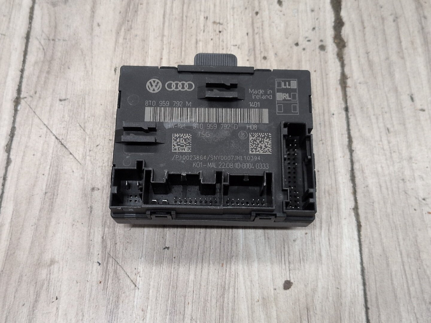 10-16 OEM AUDI A4 S4 S5 Front Left or Right Window Control Module