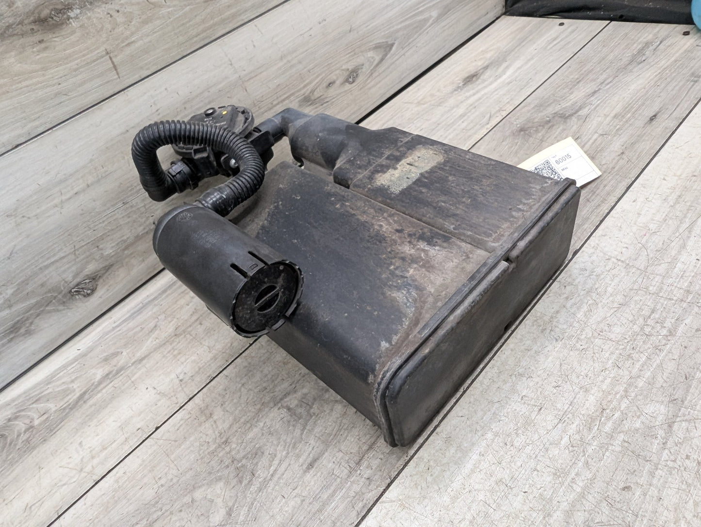 2009-2015 BMW 750Li F02 Fuel Vapor Charcoal Canister 7312781