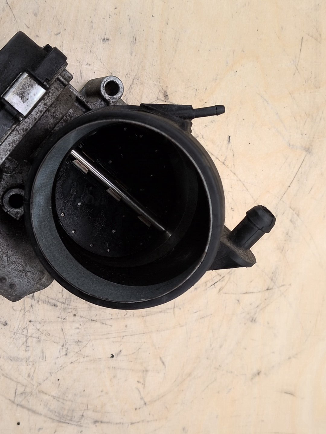 OEM BMW E82 E88 E89 E90 E92 E93 F10 F25 Engine N52 Throttle Body