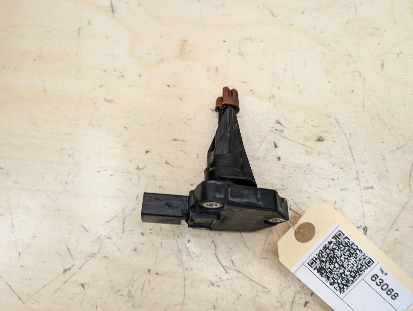 2012-2018 BMW 328i F30 Engine Pan Oil Level Leveling Sensor 7636294