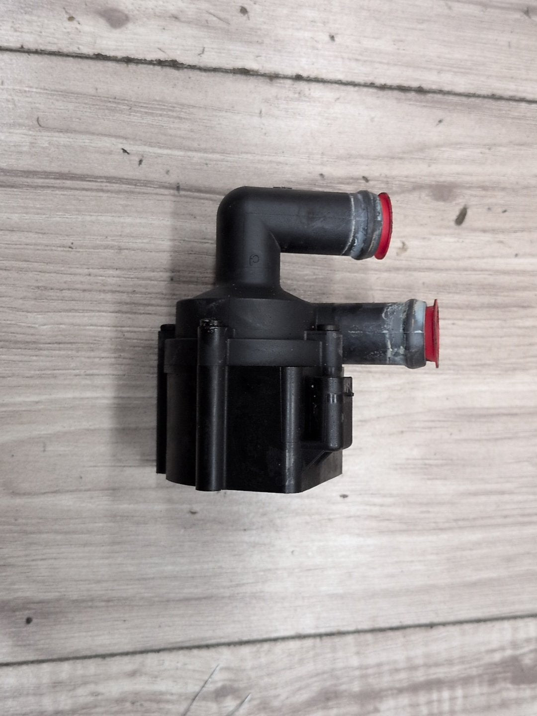 OEM BMW F02 F06 F10 F13 M5 Engine N63 S63 Auxiliary Electric Water Pump Cooling