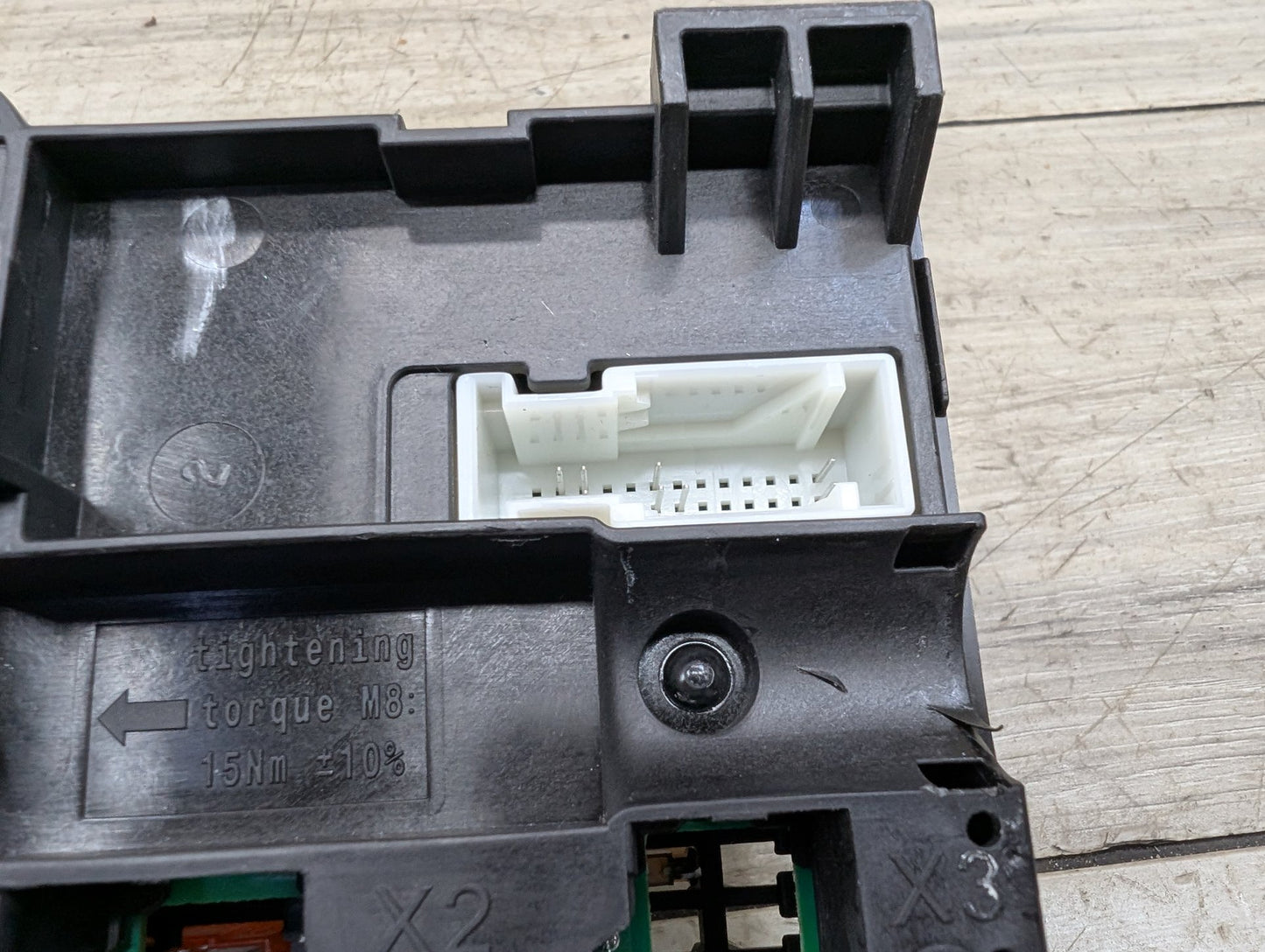 2018 - 2024 BMW X3 G01 Rear Power Distribution Fuse Box 8736250 B58B30O1