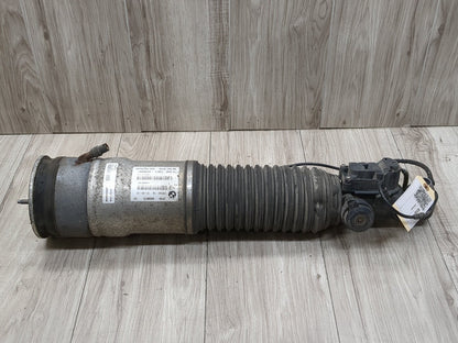 2013 BMW 750i F01 Rear Left Driver Spring Strut Shock Absorber 6858813 13-15 LCI OEM BMW F01 F02 750 760 B7 REAR Left Driver Air Strut Shock Absorber