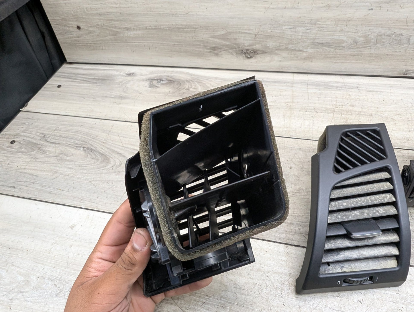 08-13 BMW 128i E82 Dashboard Dash Board Left Right Center Air Vent SET 7059188