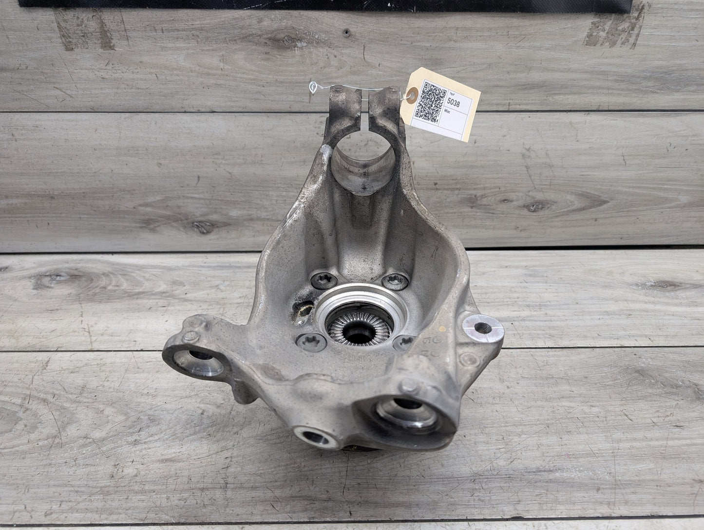 2014-2019 BMW F34 3 Series Front Right Passenger Spindle Hub Carrier Knuckle OEM