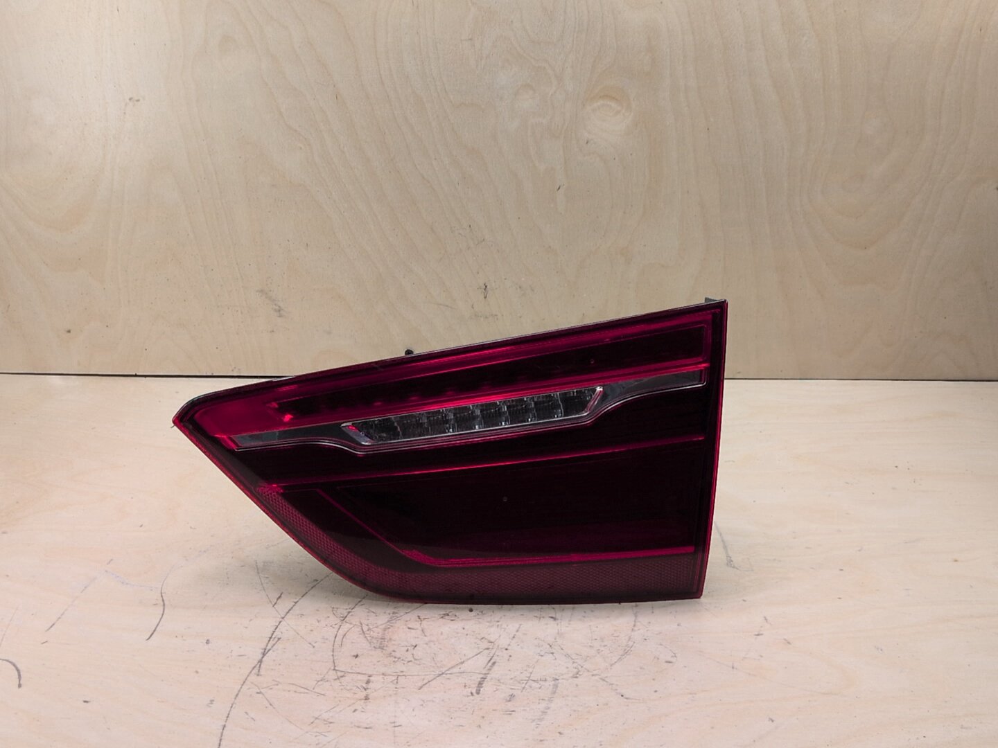 15-19 OEM BMW F16 F86 X6 X6M Rear Right Passenger Inner Liftgate Stop Tail Light