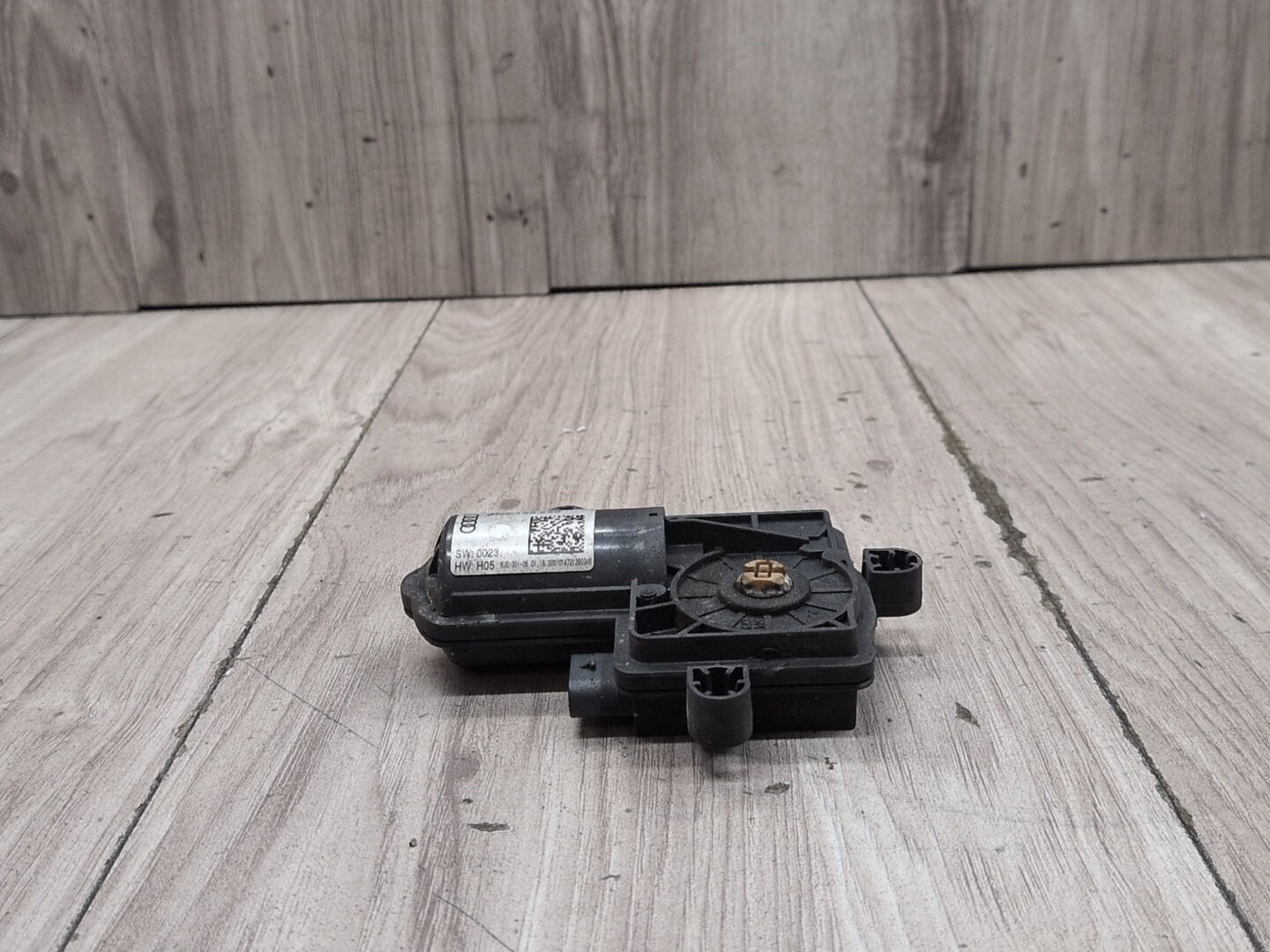 2018-2023 Audi S4 B9 Muffler Exhaust Flap Actuator 4N0133246