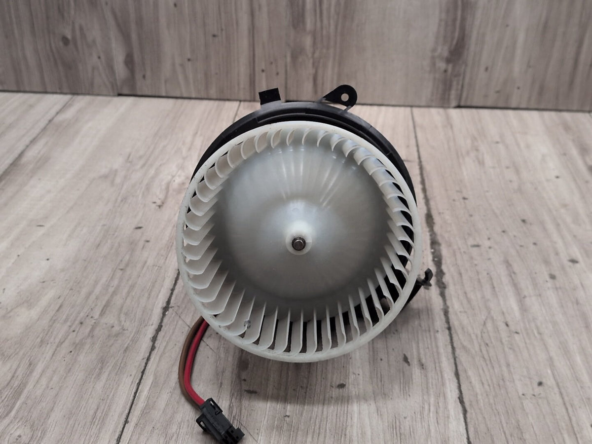 10-20 Mercedes-Benz E550 W212 HVAC AC Heater Blower Motor Fan A2128200708