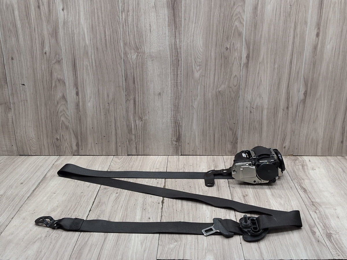2019-2026 BMW M340i G20 Front Right Passenger Seatbelt Seat Belt Retractor 7496308 OEM