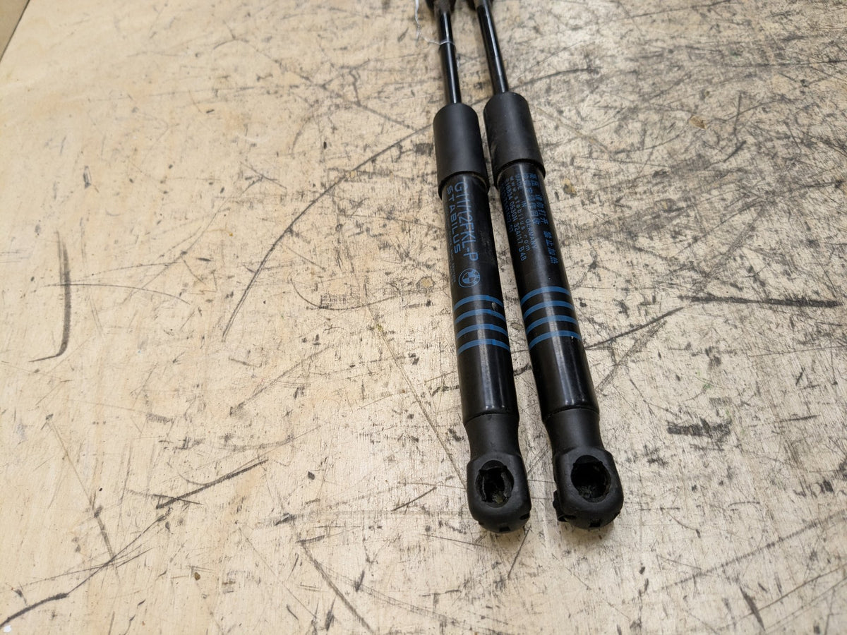 2018-2023 BMW M550i G30 Hood Bonnet Gas Strut Shock Supports SET 7347402 OEM