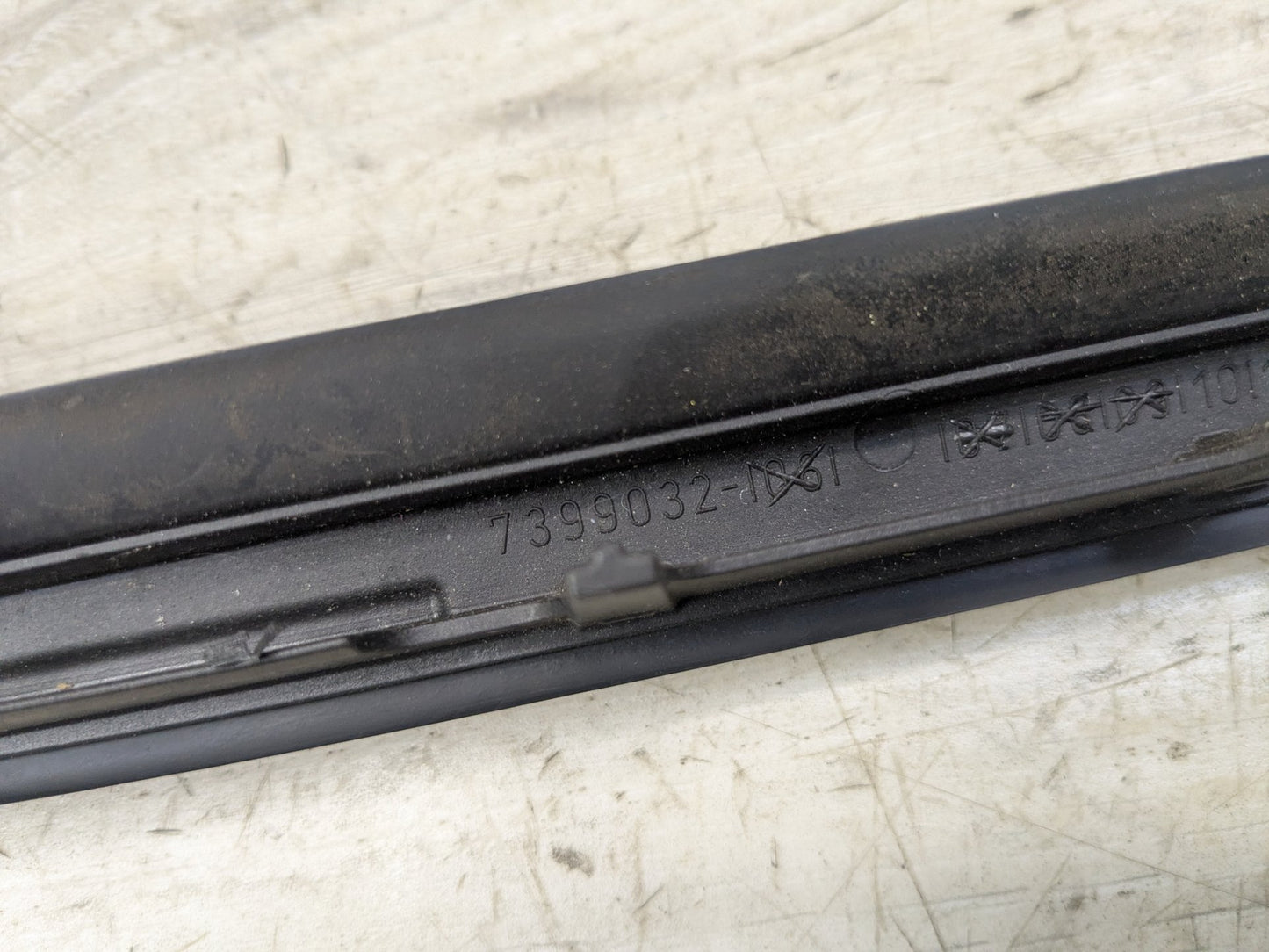2018 - 2023 BMW X3 G01 Front Left Right Side Windshield Drip Trim Molding SET 7399031 B58B30M0