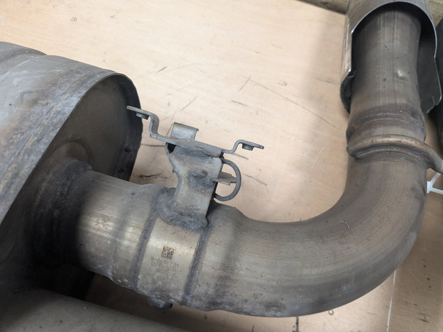 2015 - 2019 BMW X6 F86 Rear Exhaust Muffler 7851169 S63B44T2