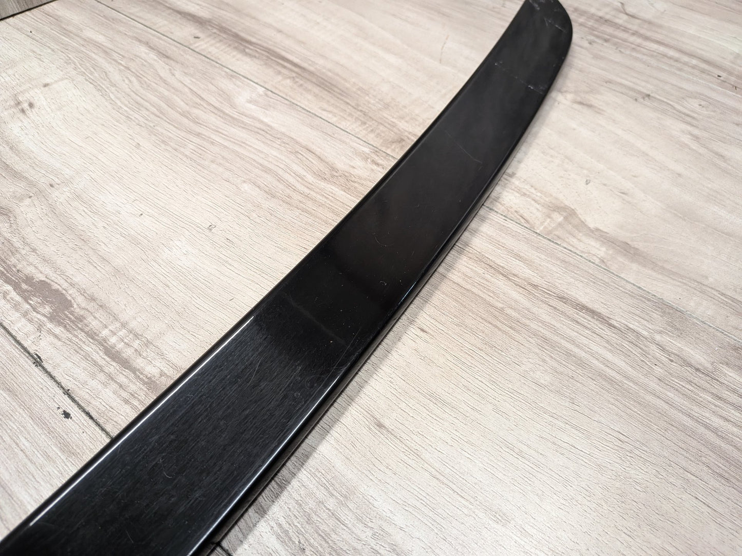 2009-2012 Mercedes-Benz E550 W212 Liftgate Trunk Lid Spoiler A2127930288