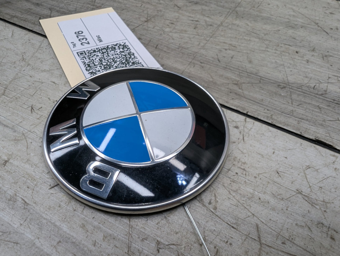 2011 - 2016 BMW 528i F10 Emblem Badge Symbol Logo 7057794 N20B20O0