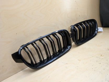 12-18 BMW 328i F30 Front Left Right Upper Bumper Cover Kidney Grilles SET OEM