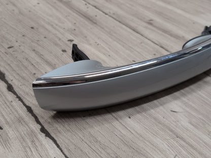 2016-2019 BMW 740Li G12 Right Passenger Door Handle w/ Comfort Access 7411034