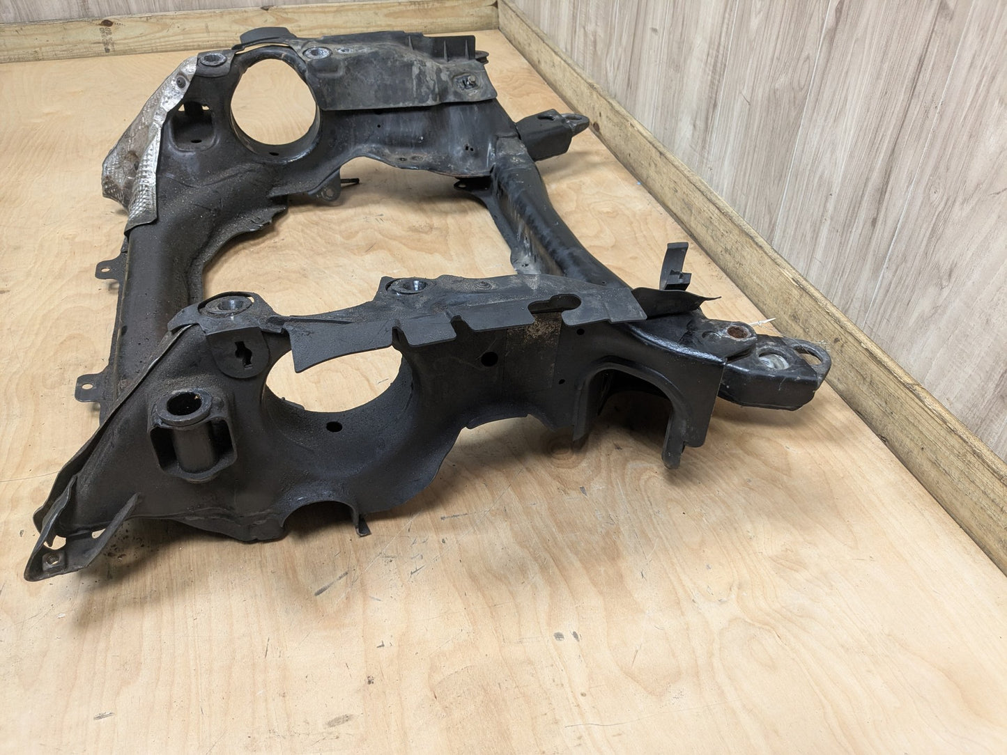 2009-2012 Mercedes-Benz E550 W212 - Front Axle Support Crossmember Subframe PN: A2126280457