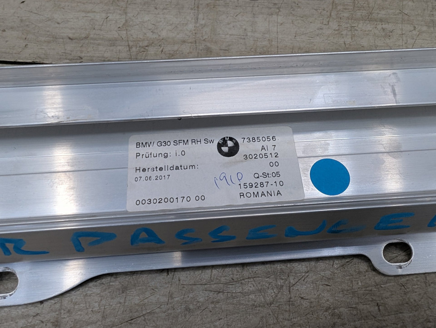 OEM BMW F90 G30 530 540 M550 Rear Right Passenger Window Roller Sun Shade Blind