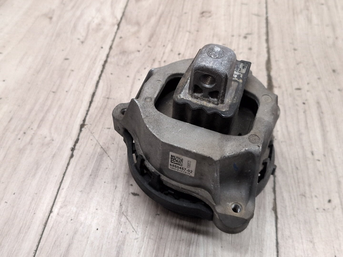 2016-2022 BMW G12 750i Left Right Engine Bracket Support Mount SET 6860458