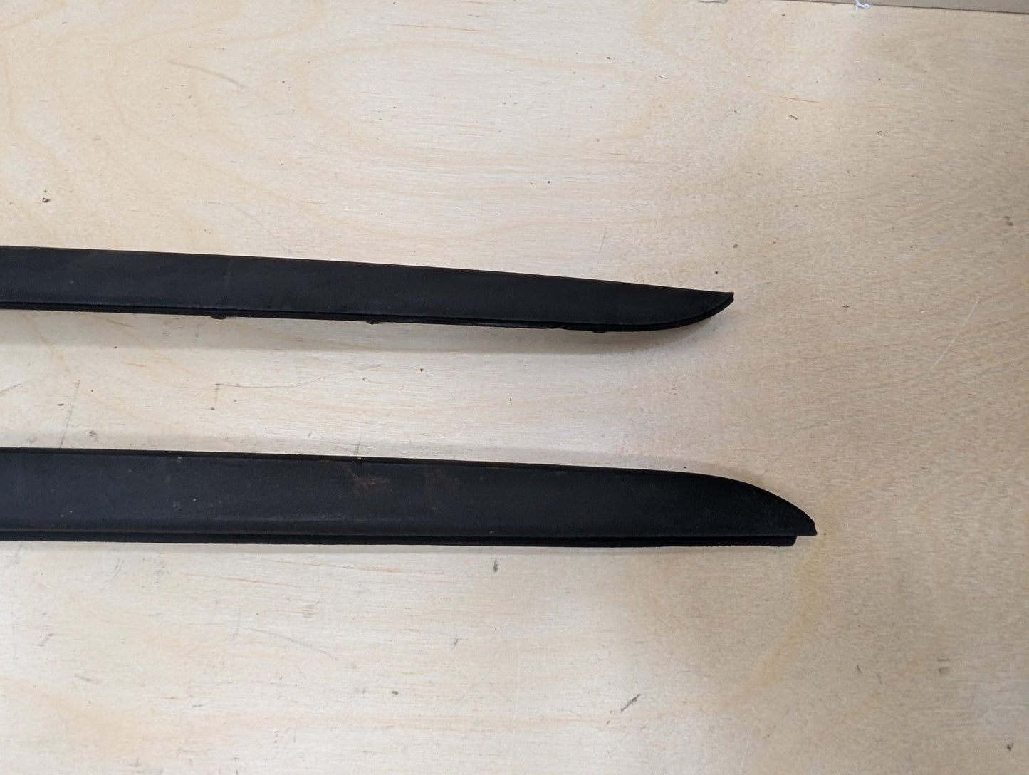 2012-2018 BMW 328i F30 Front Left Right Side Windshield Drip Trim Molding SET 7258187