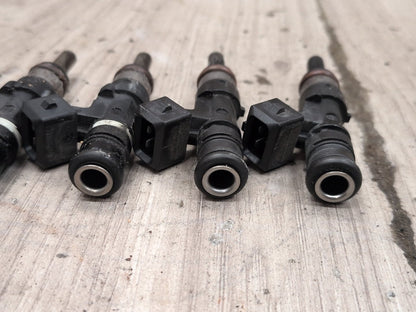 2004-2010 BMW E64 M6 S85B50A Engine Motor Injector SET 7839098