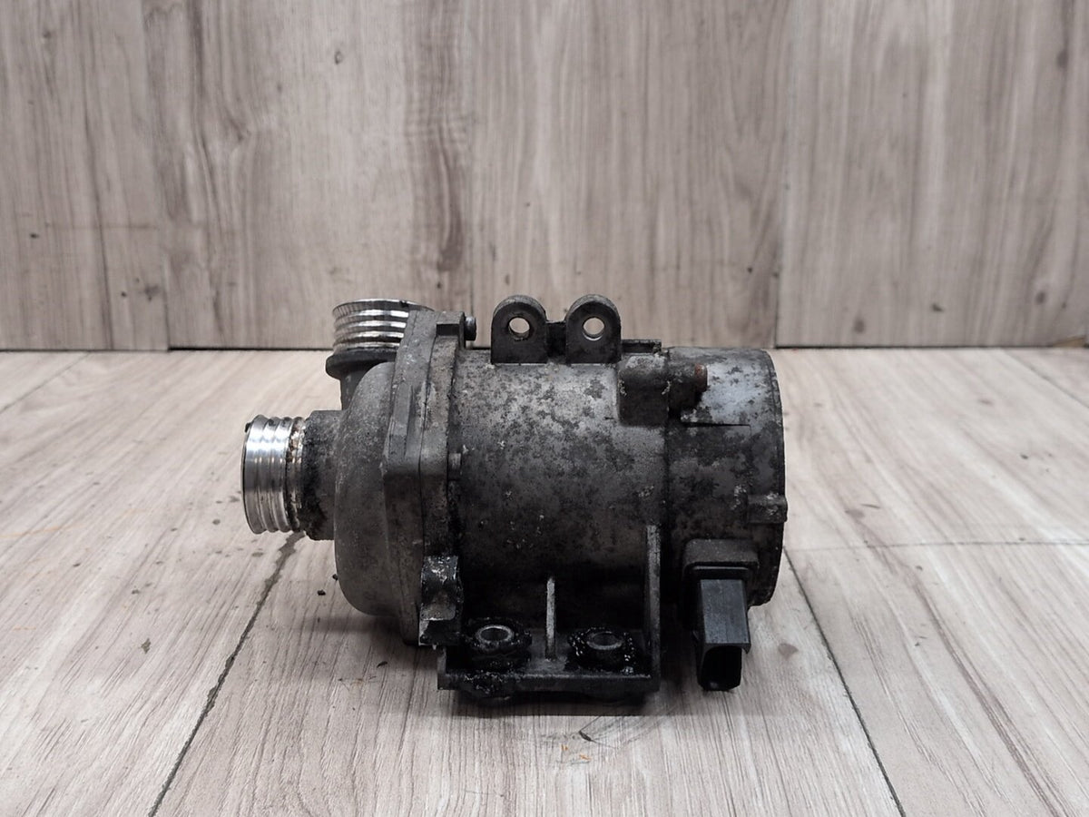 OEM BMW E70 E82 E84 E88 E90 E92 E93 Engine N51 N52 Auxiliary Electric Water Pump