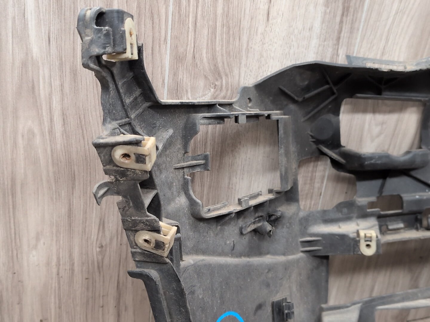 2016-2022 BMW 750i G12 Rear Left Driver Bumper Support Bracket 8061129 OEM