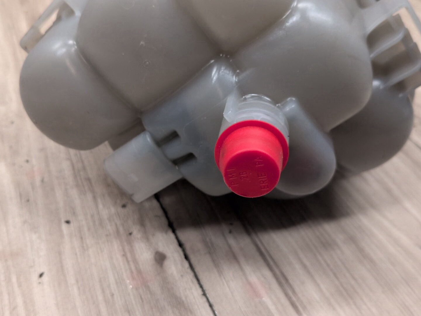 2018-2023 Audi S4 B9 Coolant Expansion Tank Reservoir 8W1121403B