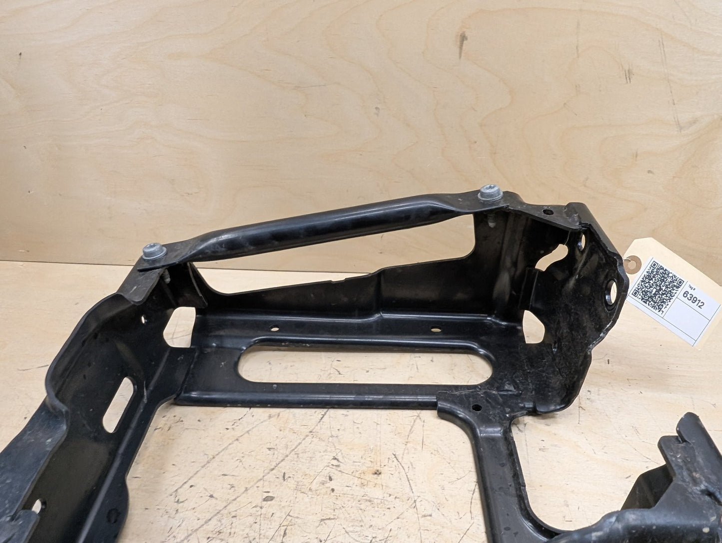 OEM BMW G01 G02 F97 F98 X3 X4 Front Left Driver Radiator Reinforcement Bracket