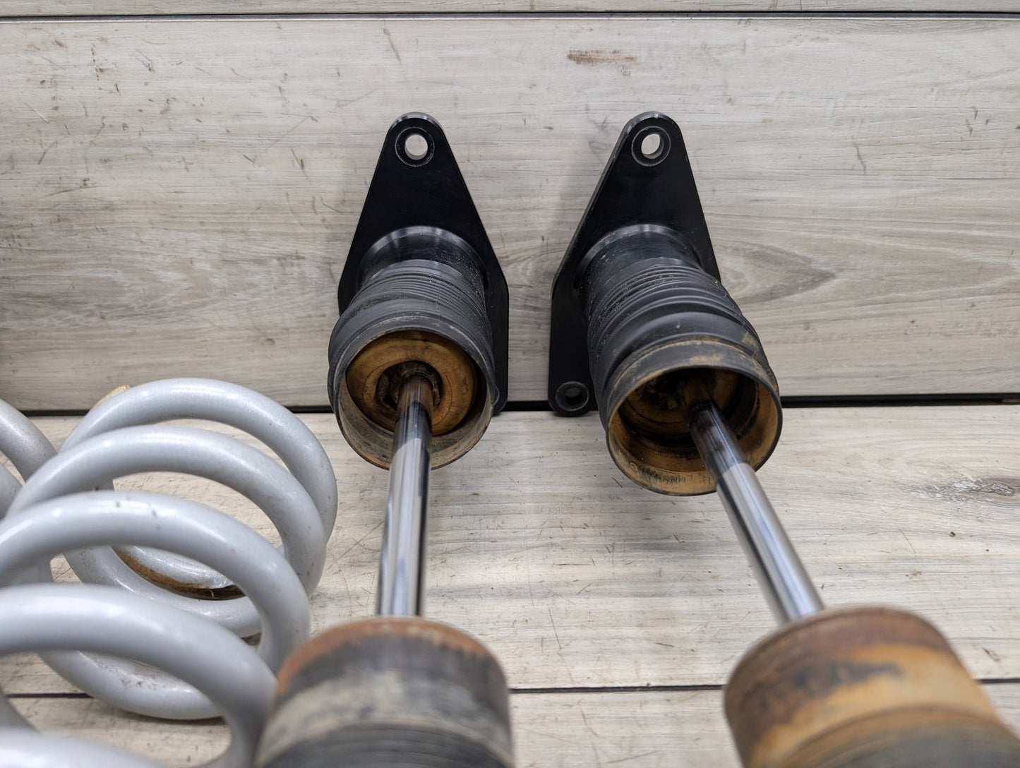 *NOTES! ECS Performance Adjustable Coilover System- F2x/F3x 5-Bolt 32 Way