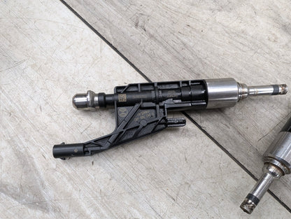 BMW G30 530i B46B20O0 Engine Motor Injector SET 8625396