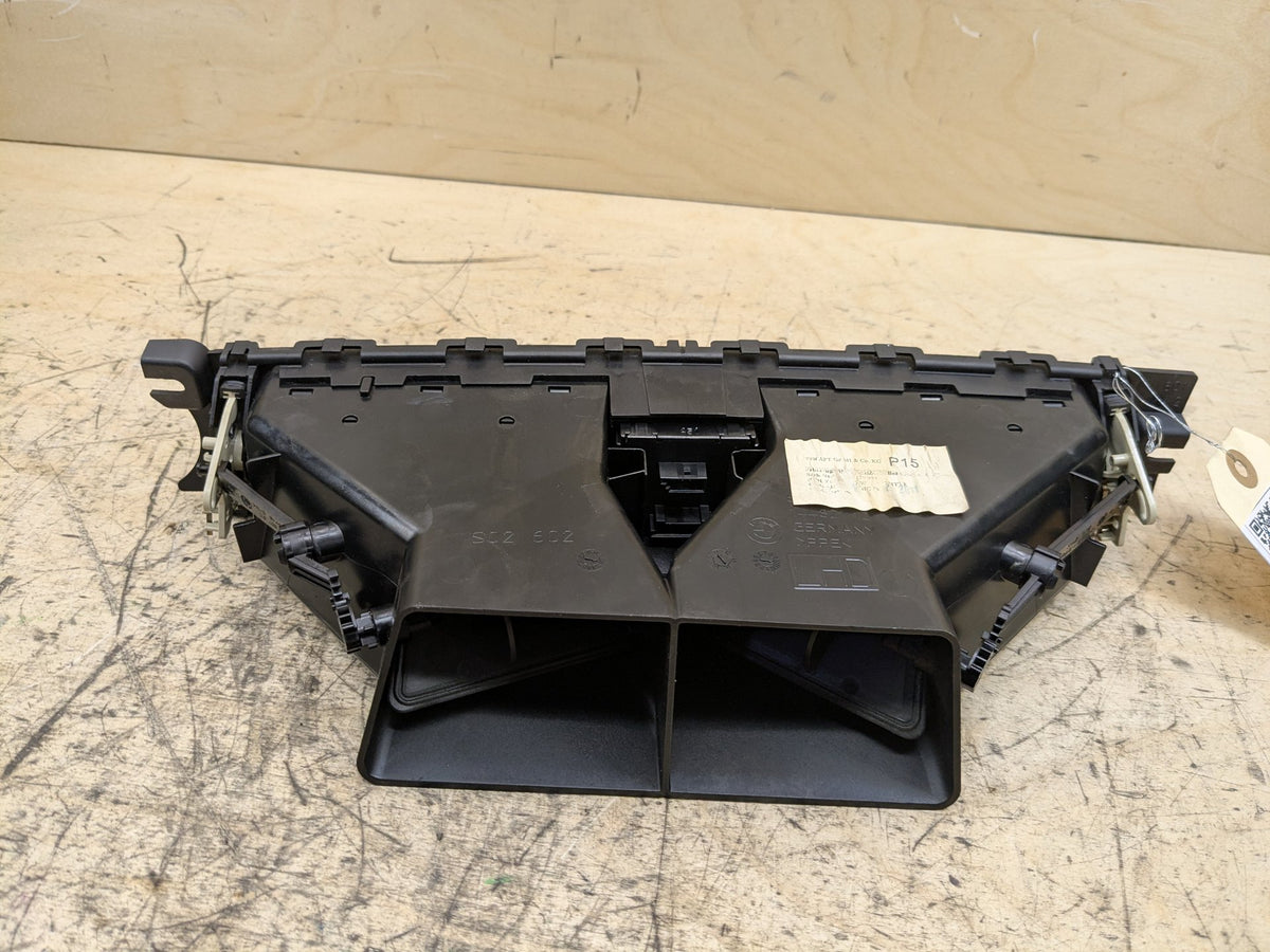 06-13 OEM BMW E90 E91 E92 E93 M3 Dashboard Center AC Air Vent Grille Trim