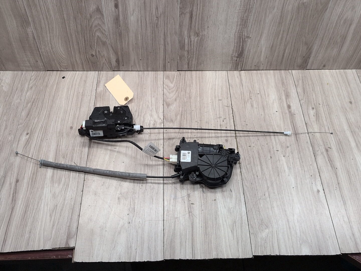 2014 - 2018 BMW X5 F85 Liftgate Trunk Lid Liftgate Lock Latch Actuators SET 7303443 S63B44T2