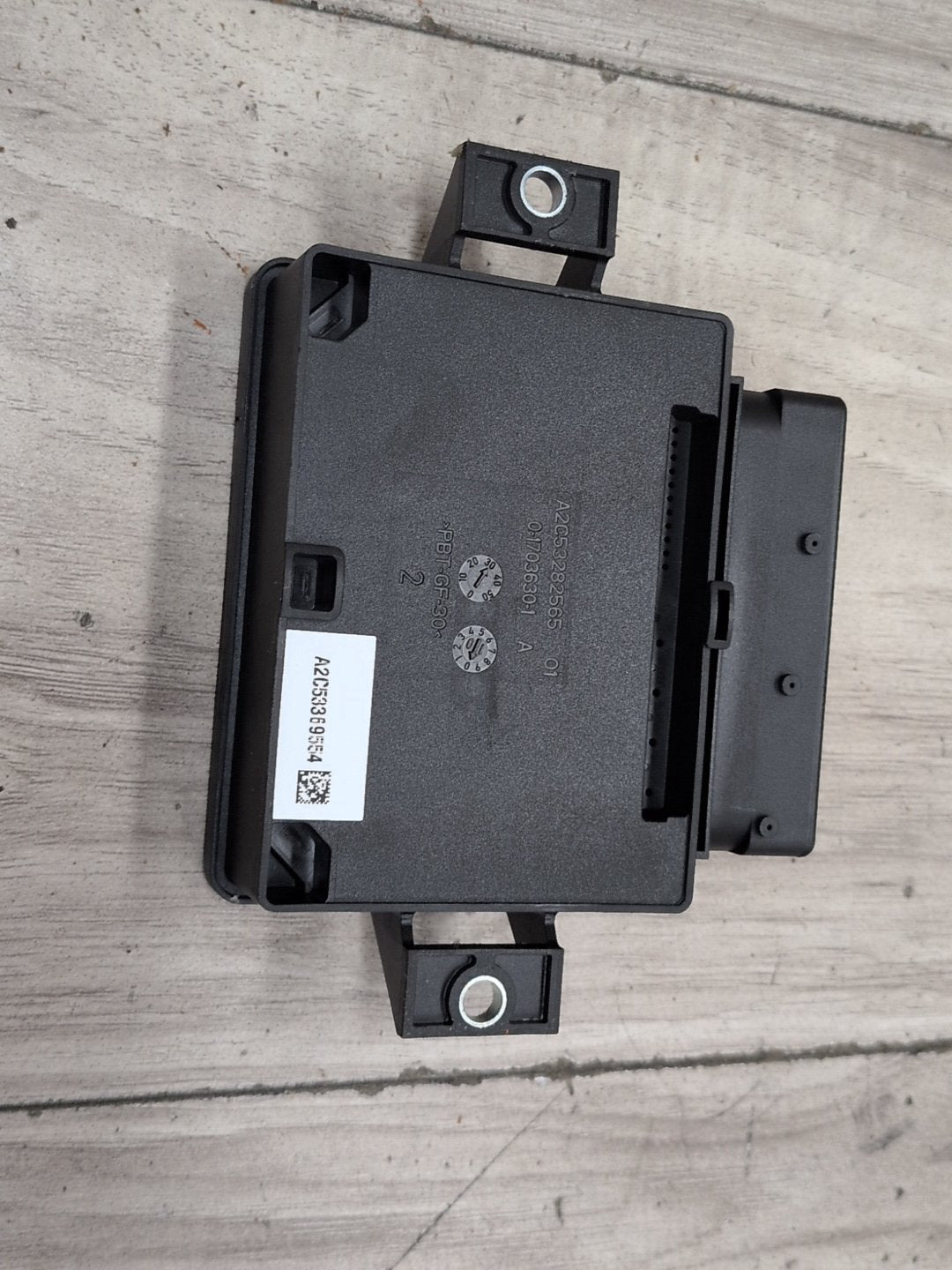 2010-2016 Audi S4 B8 Electric Emergency Parking Brake Module 8K0907801H OEM
