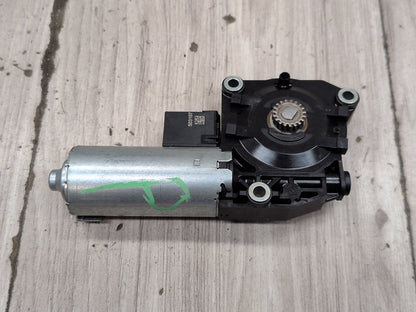 2019-2026 BMW M340i G20 Sunroof Sun Roof Glass Motor 7424804 OEM
