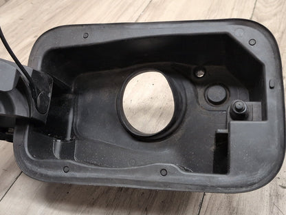 2009-2012 Mercedes-Benz E550 W212 Gas Cover A2127570006 OEM