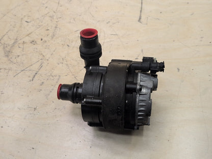 18-21 OEM BMW G01 G02 X3 X4 30 M40 Engine B46 B58 Auxiliary Cooling Water Pump