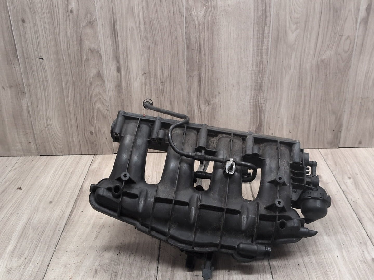 2015-2018 Audi 8U Q3 CCTA Engine Motor Intake Manifold 06J133185F