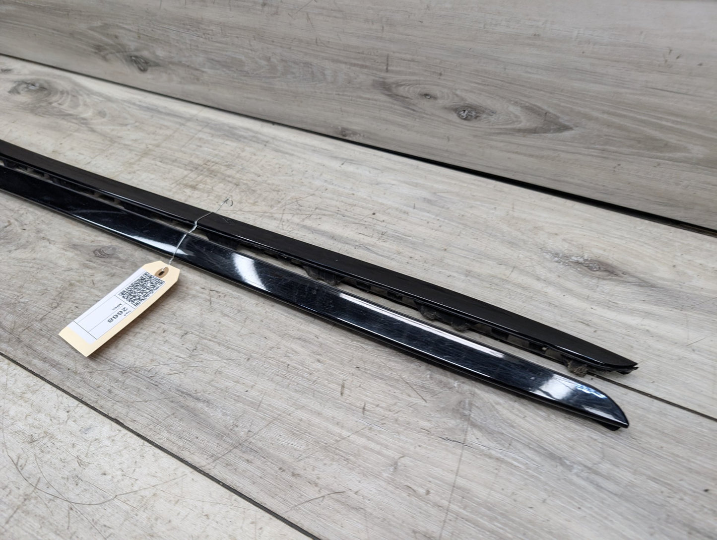 2014 - 2018 BMW X5 F15 Front Left Right Side Windshield Drip Trim Molding SET 7387917 N63B44O1