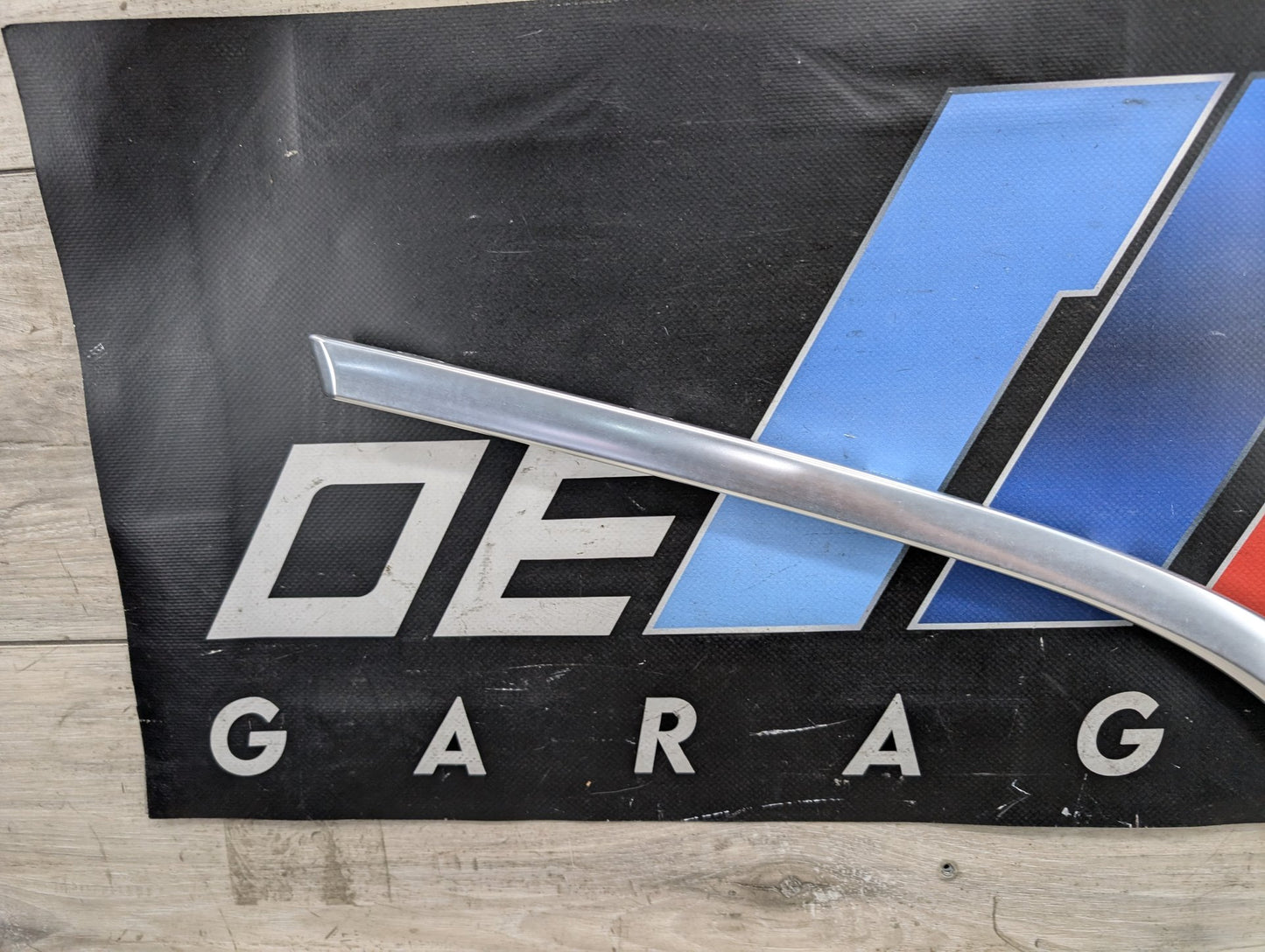 19-26 OEMBMW F95 G05 X5 X5M Rear Left Driver Quarter Panel Window Glass Trim