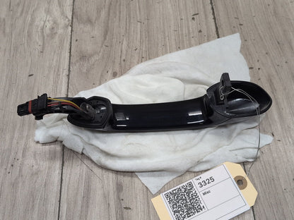 2019 - 2026 BMW X5 G05 Front or Rear Right Passenger Exterior Door Handle w/ Comfort Access 8492016 N63B44M3