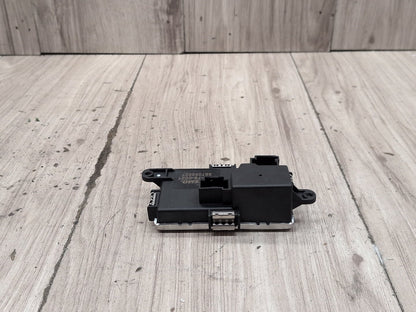 2012 Mercedes-Benz E550 W212 HVAC AC Blower Motor Resistor Fan A2128702110