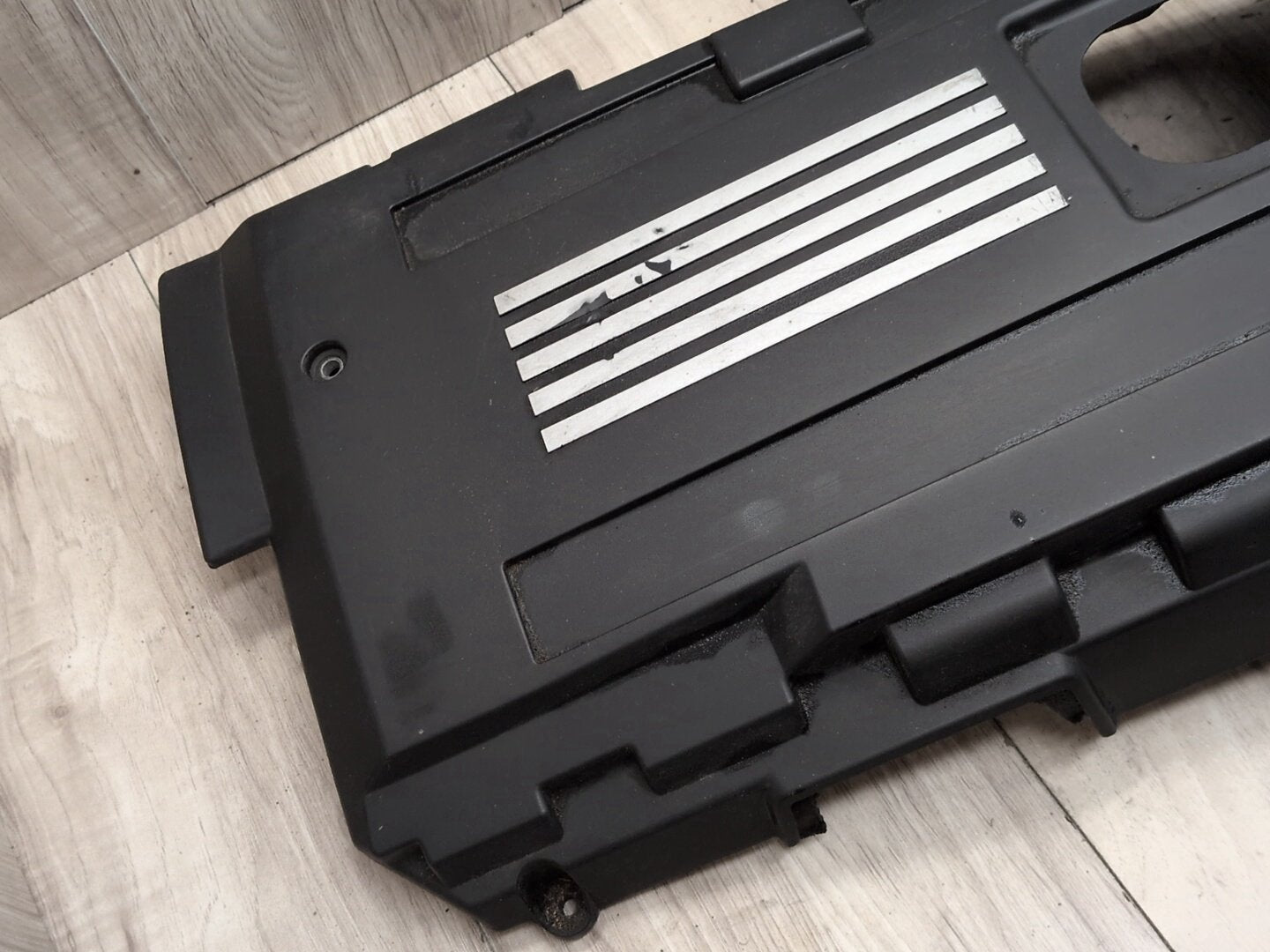 OEM BMW E88 E90 E92 E93 Engine Cover N54 Head Cylinder Ignition Coil Covering