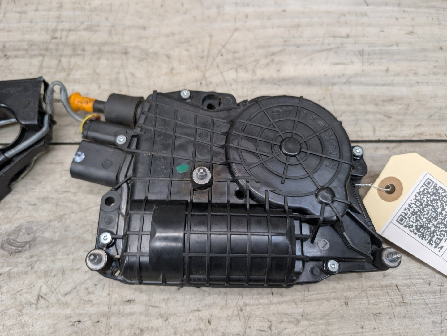 2007-2013 BMW X5 E70 Rear Right Passenger Door Latch Lock Actuator w/ Soft Close 7315024