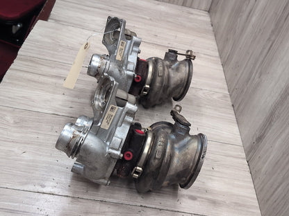2016-2022 BMW G12 750i Engine Motor Turbo Charger w/ Manifold SET 8616917