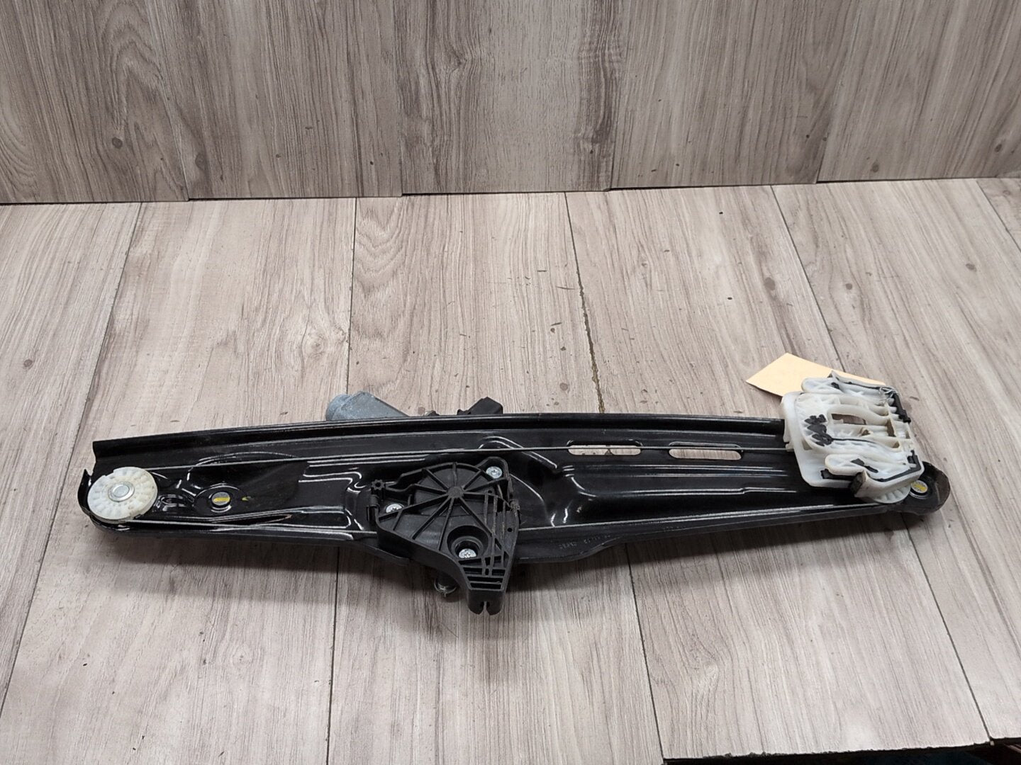 2011 - 2017 BMW X3 F25 Rear Right Passenger Door Window Glass Regulator Motor 7258536 N20B20O0