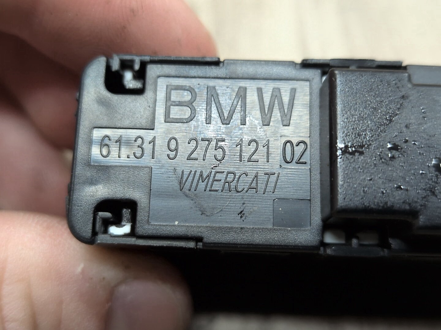 2014 - 2018 BMW X5 F85 Liftgate Trunk Lid Lock Unlock Switch 9275121 S63B44T2