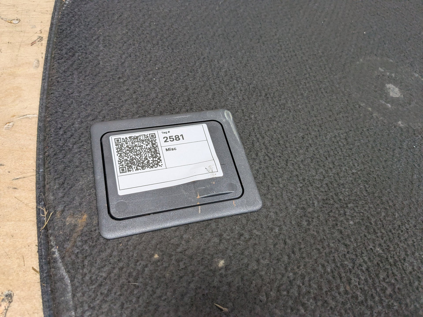 2013 - 2017 Audi S5 8T Rear Trunk Cargo Floor Carpet Spare Tire Cover 8T0 863 463 CA9 CTUB